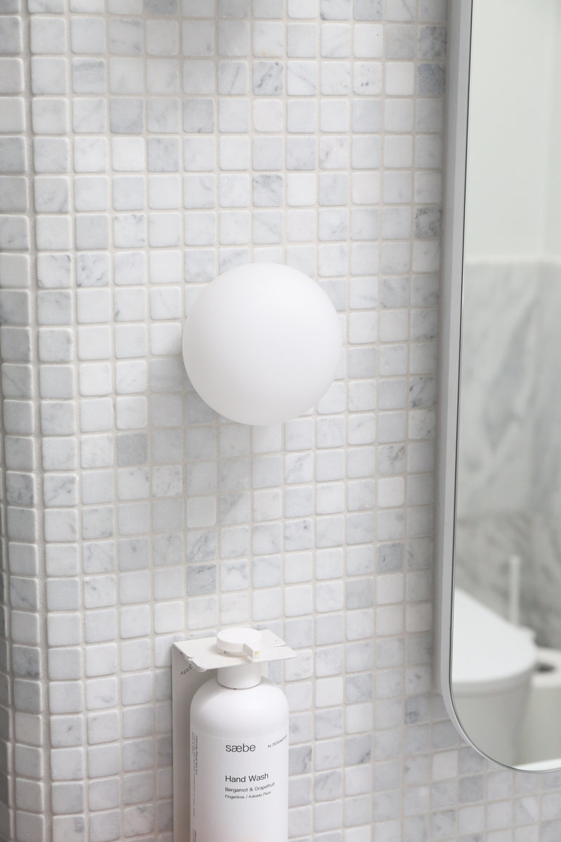 Designstuff Lockable Soap Dispenser Holder, Single 500ml, White (18058)